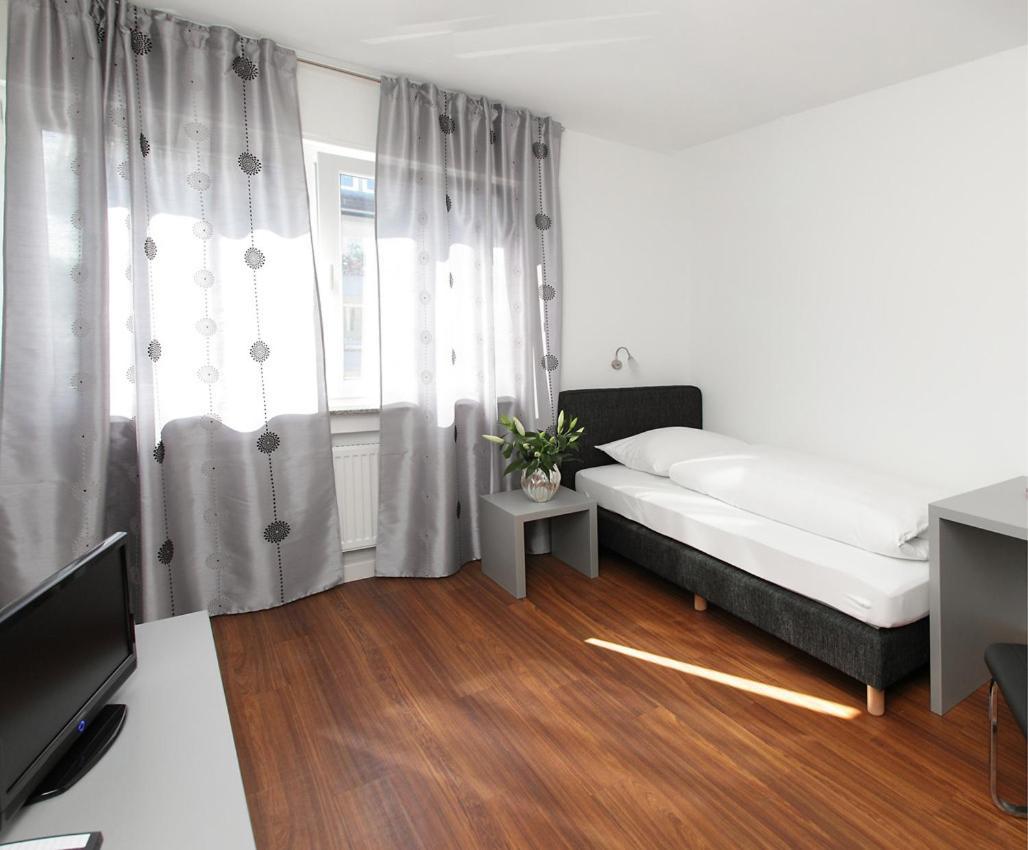 Hotel Pension Arkade Neckarsulm Exterior foto